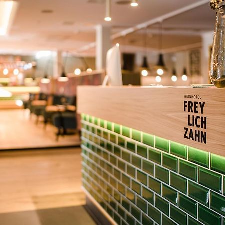 Weinhotel Freylich Zahn Freyburg Bagian luar foto