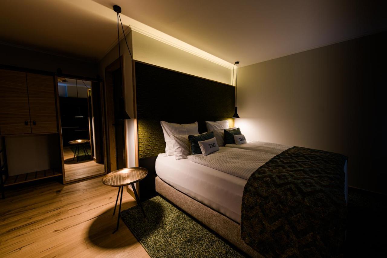 Weinhotel Freylich Zahn Freyburg Bagian luar foto