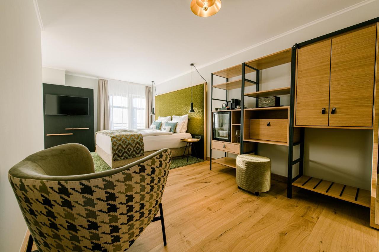 Weinhotel Freylich Zahn Freyburg Bagian luar foto
