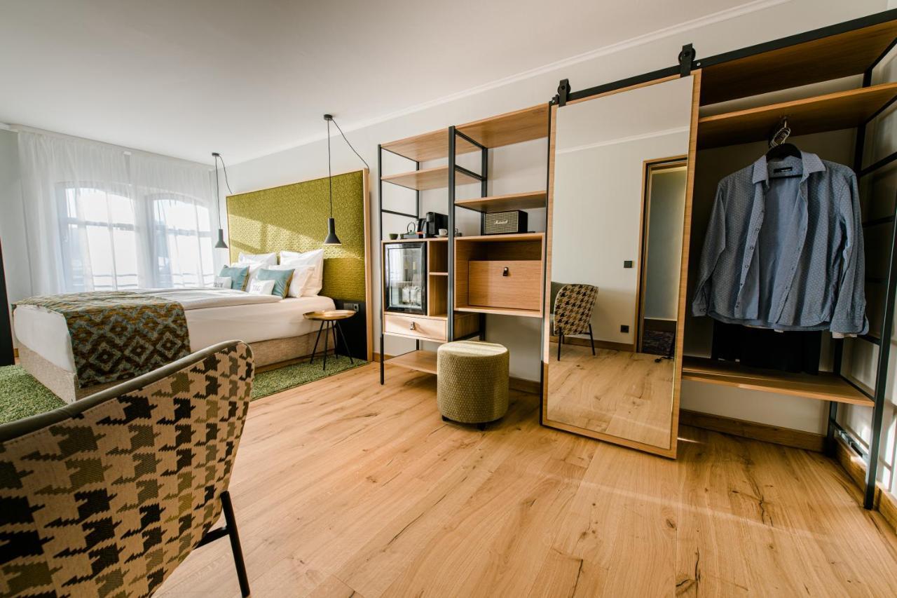 Weinhotel Freylich Zahn Freyburg Bagian luar foto